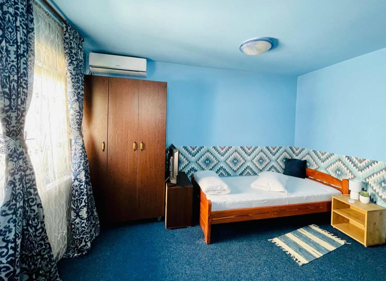 Pensiunea Texas Self Check-In Клуж-Напока Номер фото